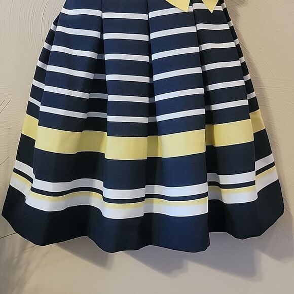 JESSICA ANN NAVY BLUE & WHITE STRIPED SLEEVELESS DRESS WITH YELLOW BOW, SIZE 3T - Picture 4 of 7